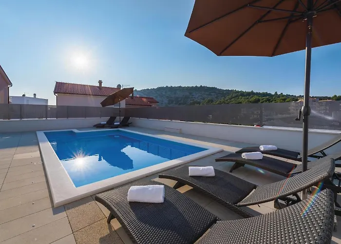 Vakantiehuis Three-bedroom In *