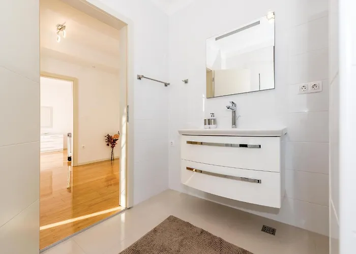 Three-bedroom In * Ražanj